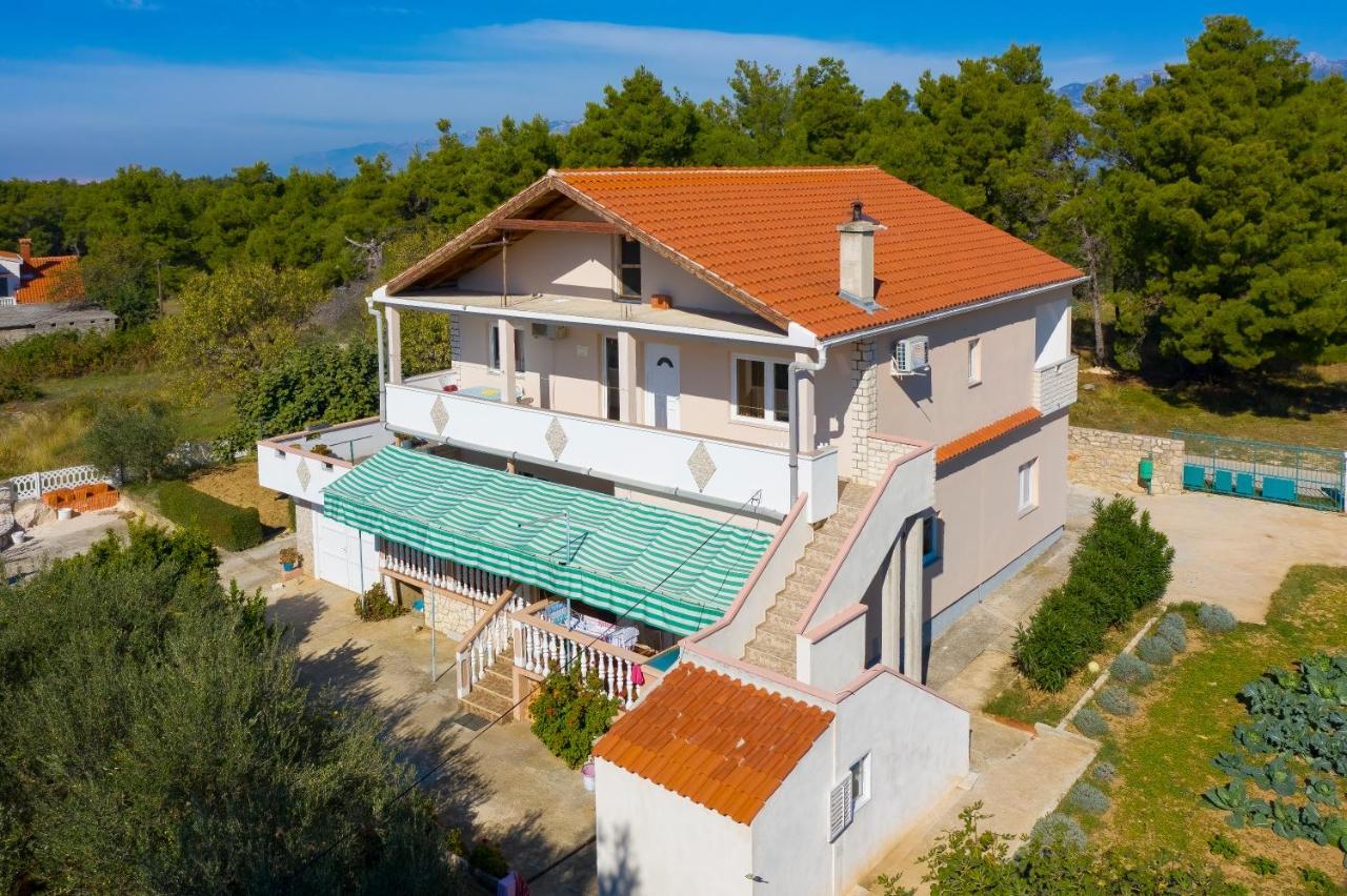 Apartments Luca Ražanac Екстериор снимка