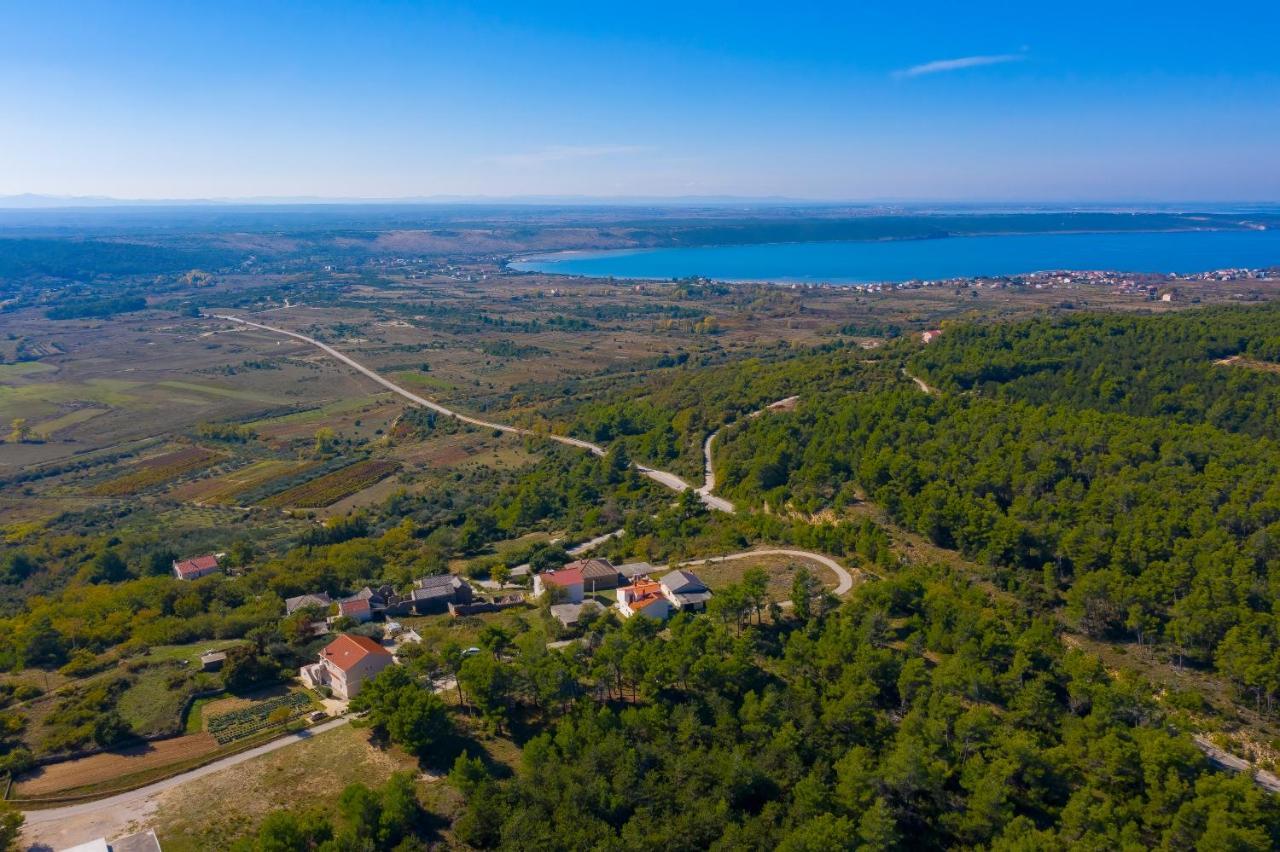 Apartments Luca Ražanac Екстериор снимка